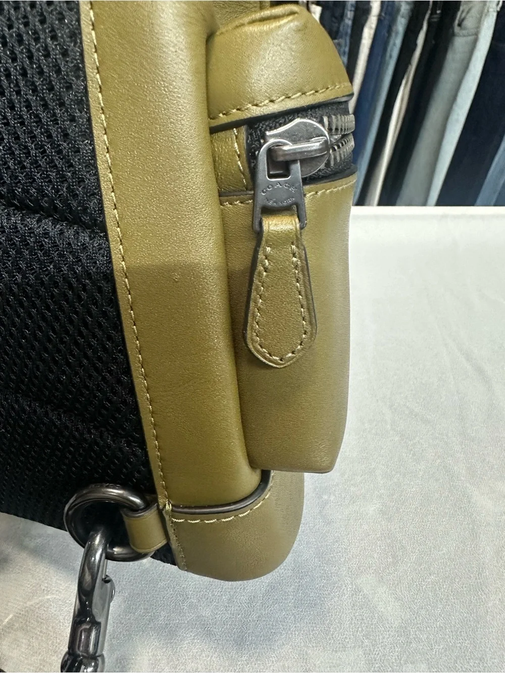 Coach Sprint Sling  Pack  Leather bag .  New no tag